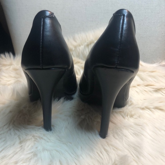 Madden Girl Round Toe Black Leather Pumps SZ 7 - Picture 4 of 5
